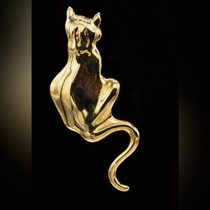 MFA Vintage 1988 Cat Pin Brooch Shiny Gold Tone
